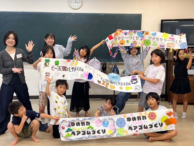 こども店長たちも仮装してお待ちしています!
