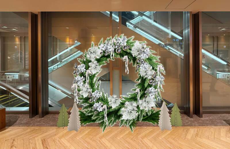 4F:直径約2mのクリスマスリース