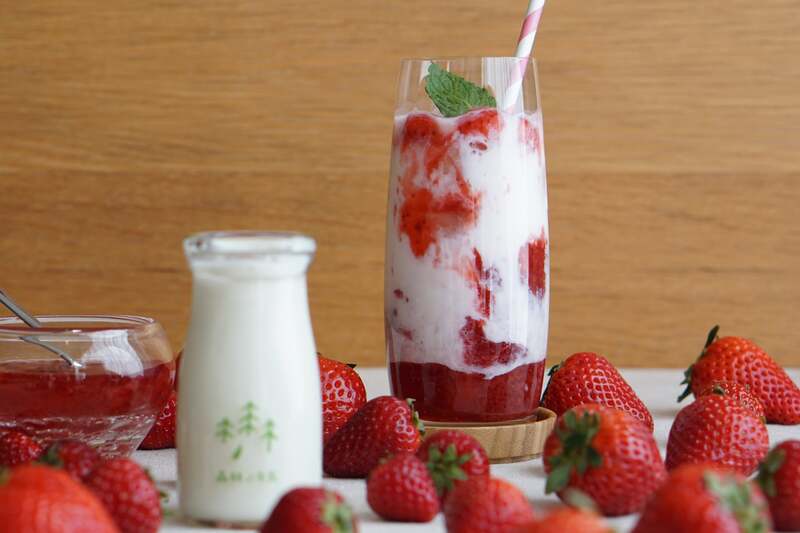牧場から取り寄せた牛乳で作る「いちごミルク」
