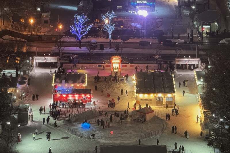 会場の大通公園3丁目