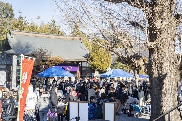 昼につく除夜の鐘・えんまんマルシェ(過去の昼につく除夜の鐘の様子)