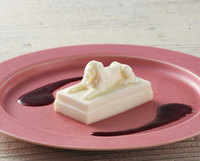 〈柏屋つちや〉ブランあんジェ「風に立つ」486円