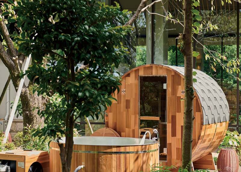 VILLA SAUNA(ヴィラサウナ) ヴィラのテラスにプライベートバレルサウナを設置