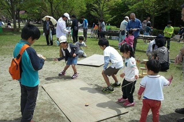 広島市森林公園 昔あそび広場(過去開催時の様子)