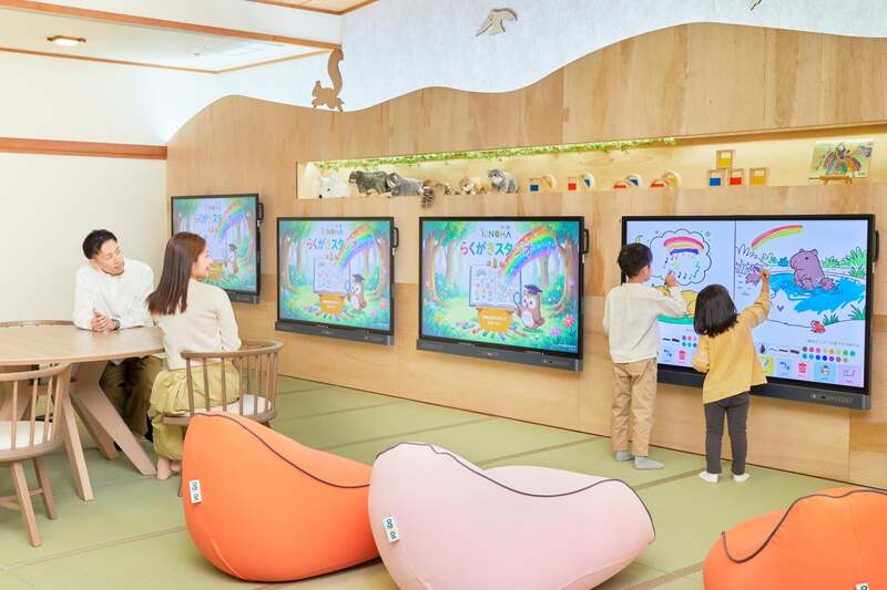 新ラウンジ「KINOHA - Family Lounge & Library」
