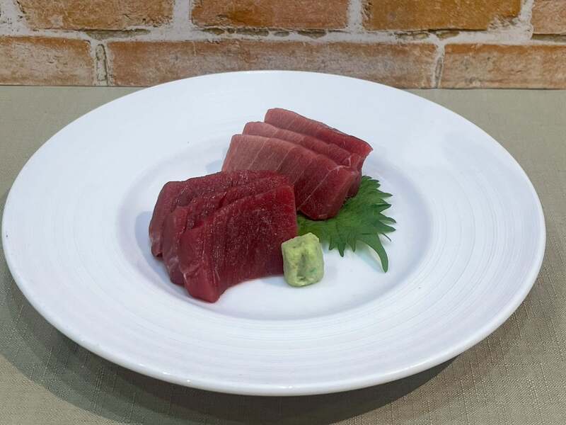 本マグロのお造り 3,000円・本マグロのお造り定食 3,300円
