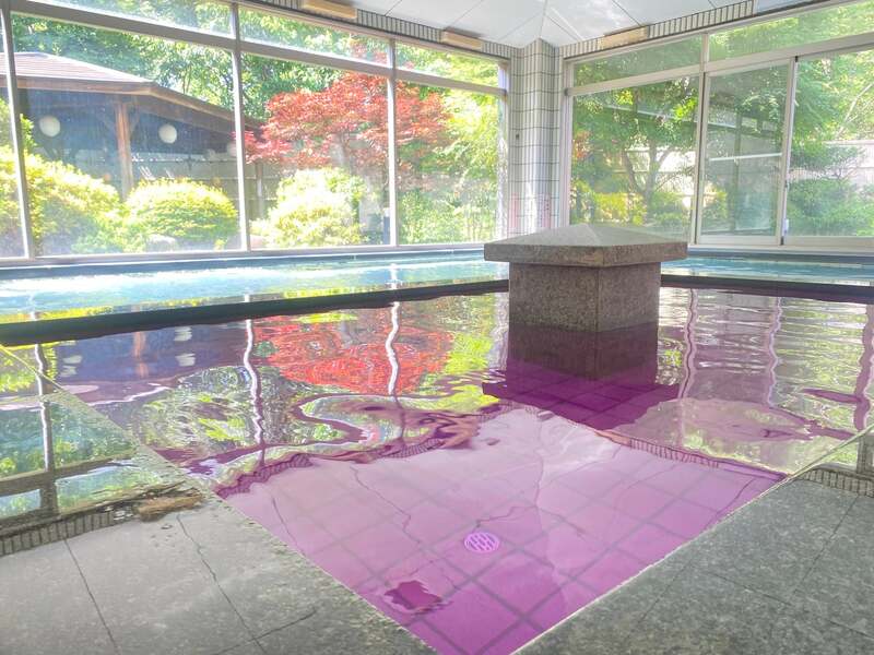 館内で楽しめる天空のポピー風呂