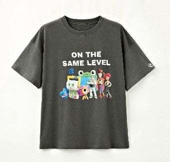 レディースTシャツ(1,419円)