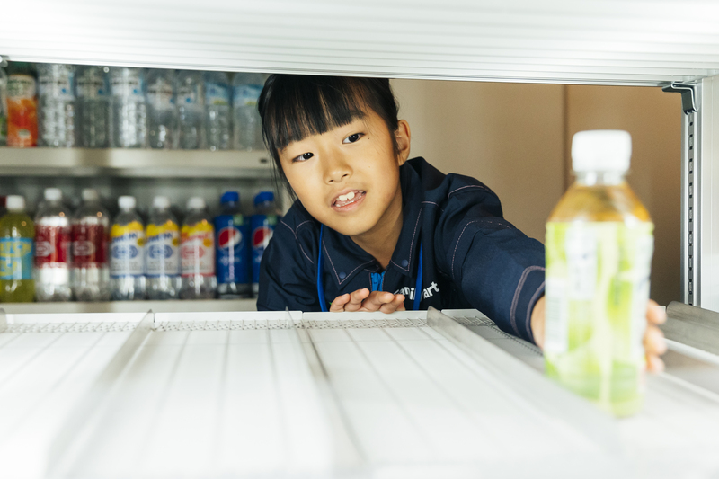 何気なく手にしている商品。とりやすくするための工夫とは?