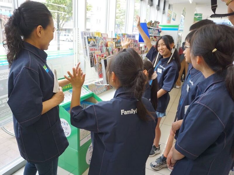 食品の寄付ができる「ファミマフードドライブ」の取り組みを学べます