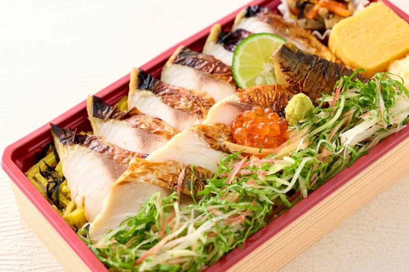 香味野菜の焼き鯖寿司弁当 1,380円