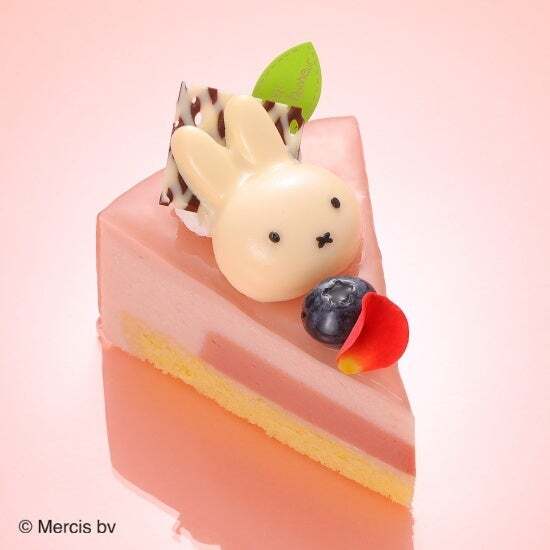 ミッフィーケーキ ラズベリーピーチ 626円
