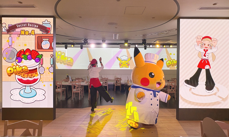 子供はもちろん、大人も思わず踊り出したくなるショーです!