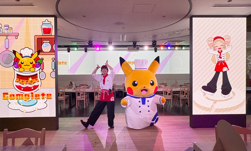 画面の大きさに圧倒! どこに座っても楽しめる