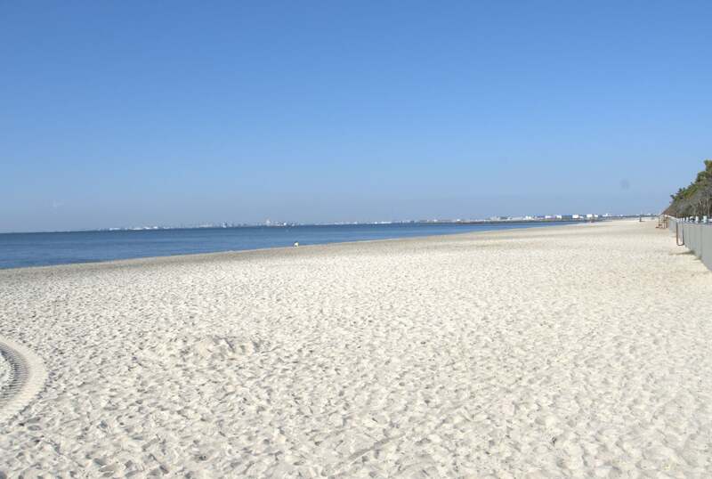 稲毛海浜公園 ホワイトサンドビーチ