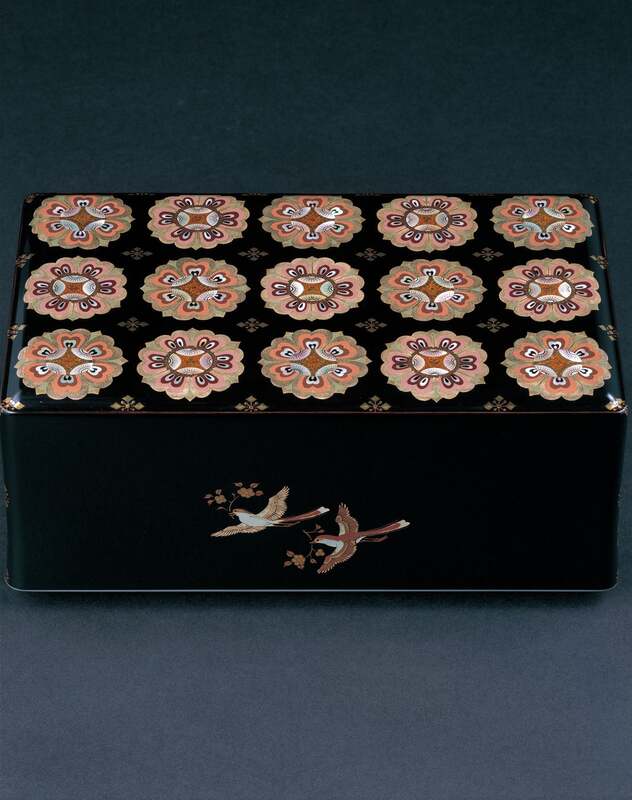 松田権六《蒔絵螺鈿有職文筥》1960年 国立工芸館蔵 撮影:斎城卓