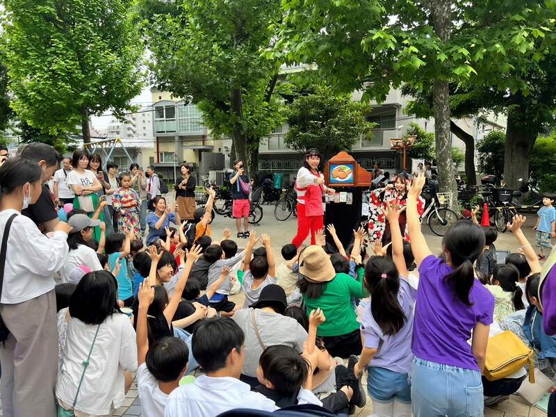 ヤムちゃんによる紙芝居ショー