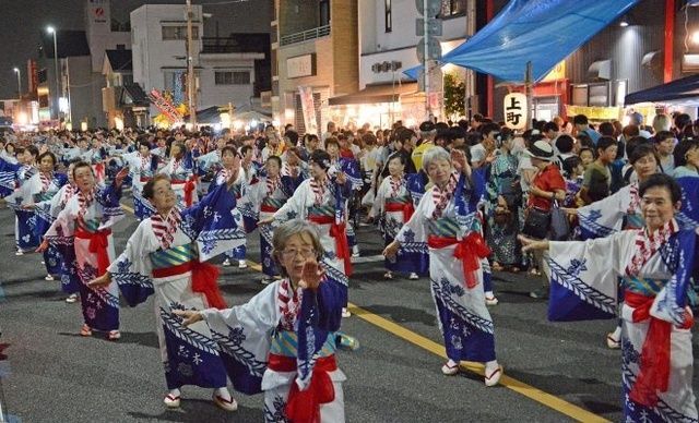 志木の夏祭り 民踊流し