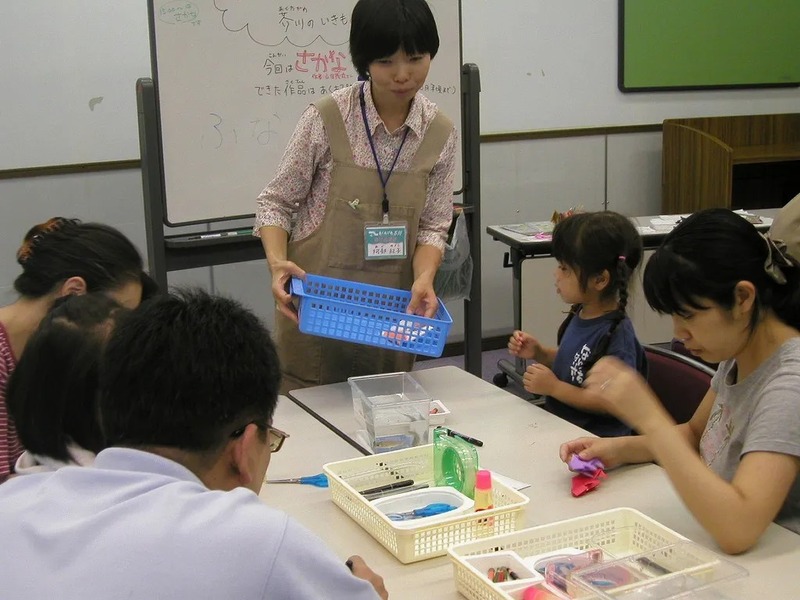 週末を中心にワークショップが開催されています