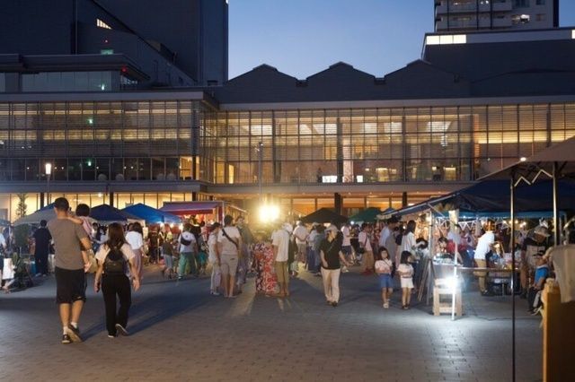 美術館×ひとむすびの場 きらきらナイトマーケット(過去のイベントの様子)