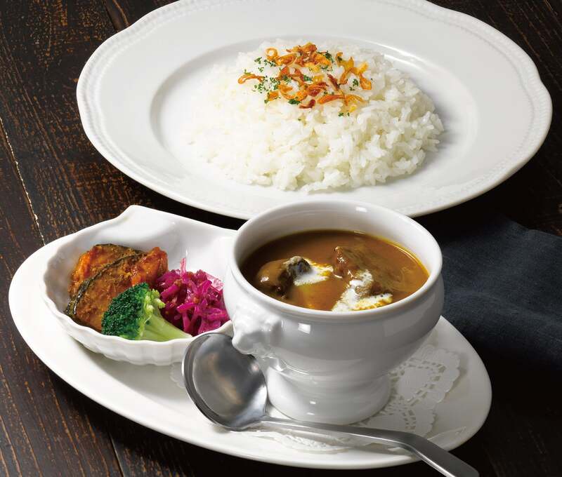 「黒毛和牛とゴーダチーズの欧風カレー」3,179円