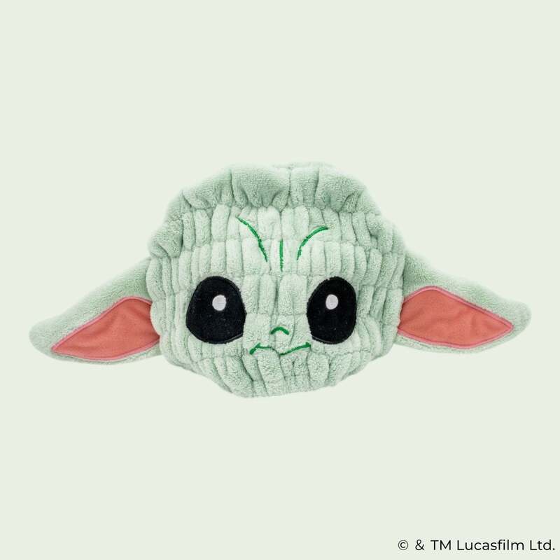 「吸水速乾タオルキャップ グローグー」(C)& TM Lucasfilm Ltd.