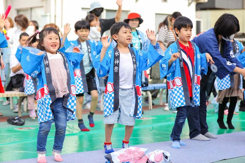 大道芸人と触れ合おう「パフォーマンスステージ」
