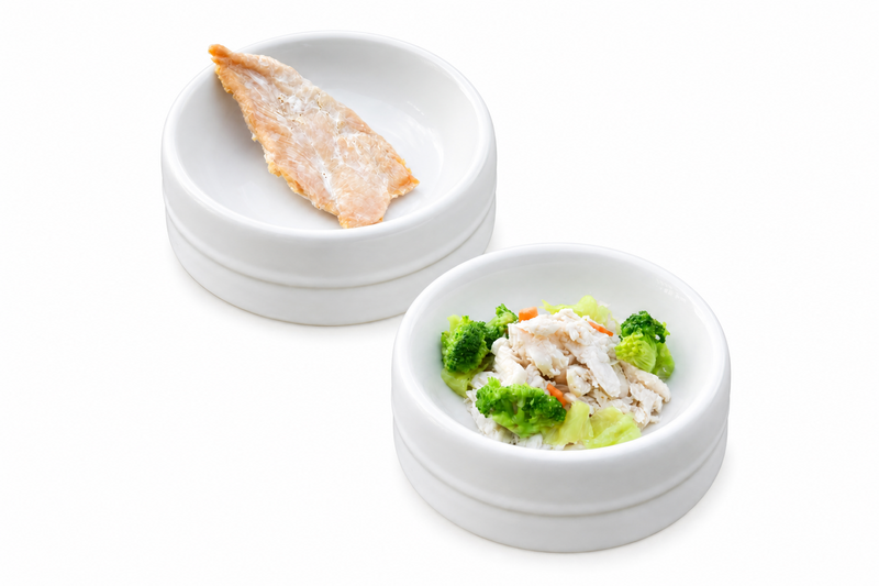 ささみジャーキー (300円)・ワンちゃんごはん(500円/700円)