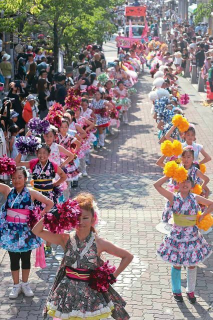 バサラ祭り(『過去のバサラ祭り』より)