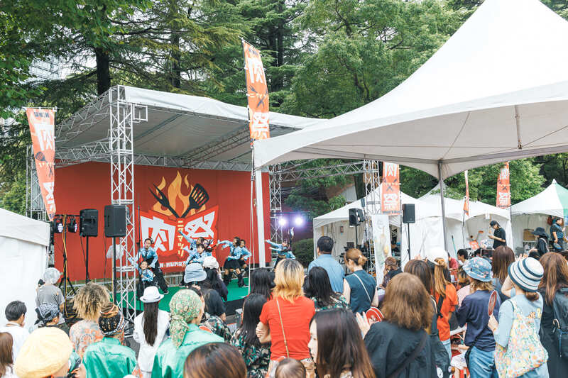 大道芸やダンスコンテストも行われる予定です