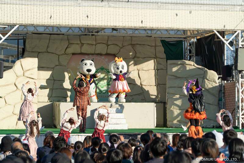 ハロウィンダンスショー(過去の様子)