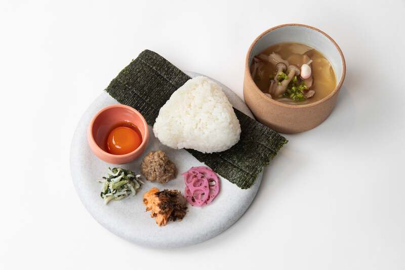 「惣菜 麻布台 しゅん」監修 欲張りじいさんのよくばりおにぎりセット 1,320円(1日30食限定)