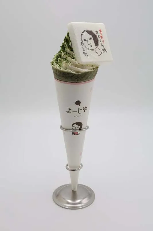 よーじや「あぶらとり紙スイーツ 抹茶クレープ」