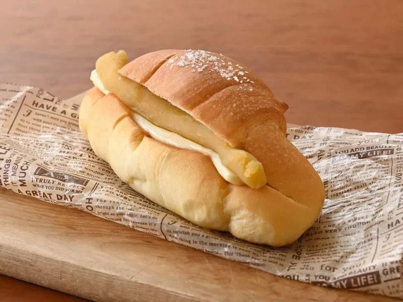 アンテンドゥ「塩パンwithいもあんバター」