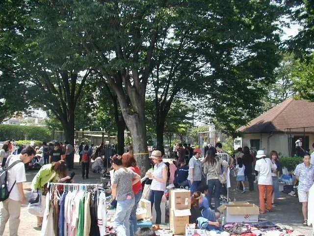 「世田谷公園」フリーマーケット(無断転記禁止)