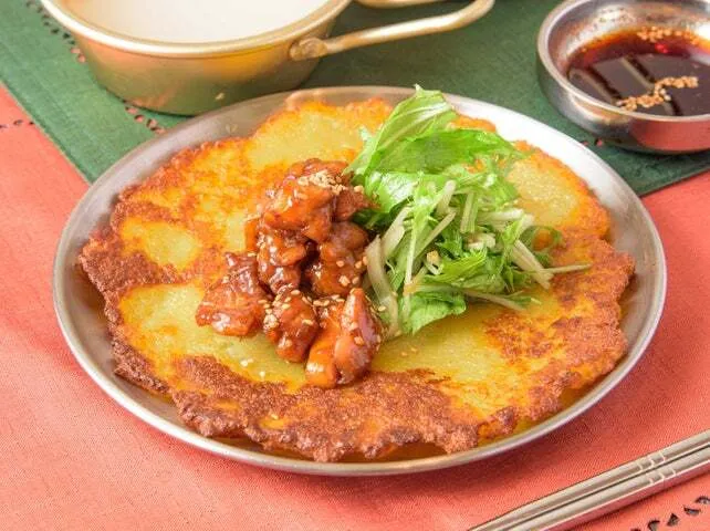韓国・江原道の郷土料理として親しまれるじゃがいもチヂミ