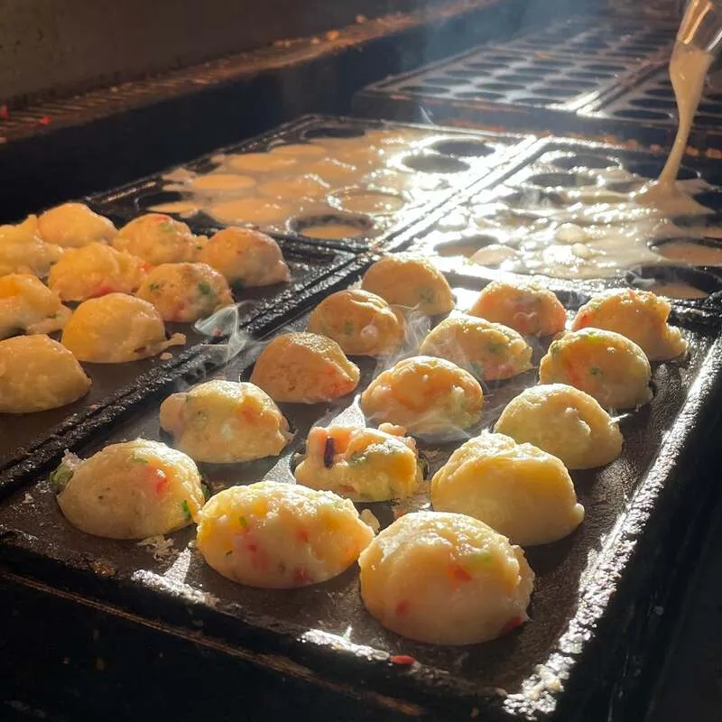 世界の味に変身するたこ焼き