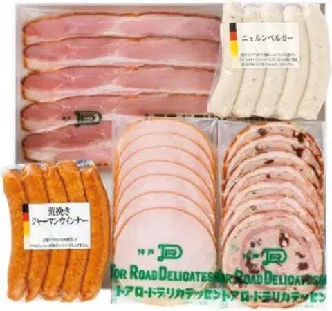 デリカテッセンの ハム等詰め合わせ