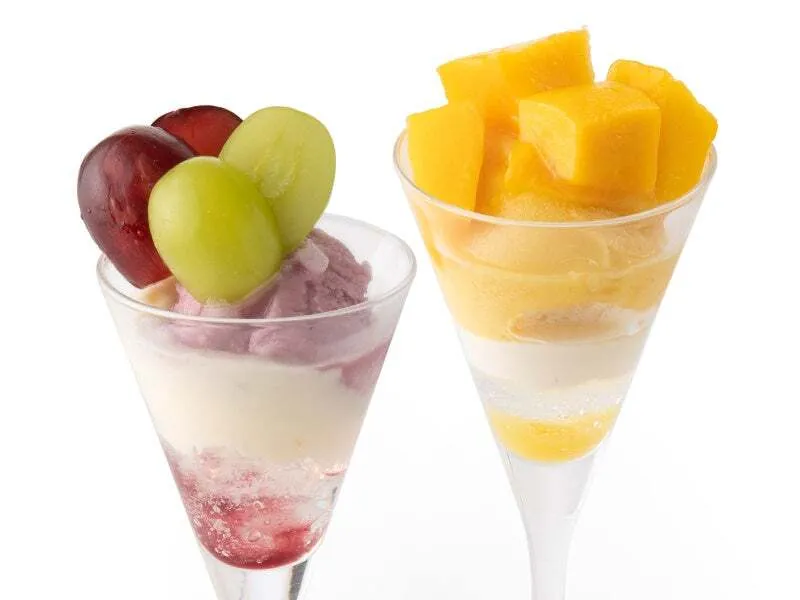 旬のカットフルーツが食べ放題で楽しめる