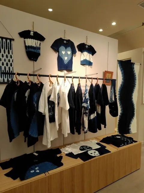 藍のモノ展 〜『藍+絞り』手でつくる模様の世界〜(主催/仁田みかこ(良草工房)・手島一恵(藍工房一〇庵))