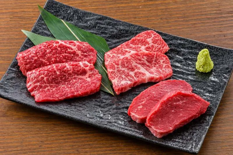 牛恋「希少部位3種盛り」