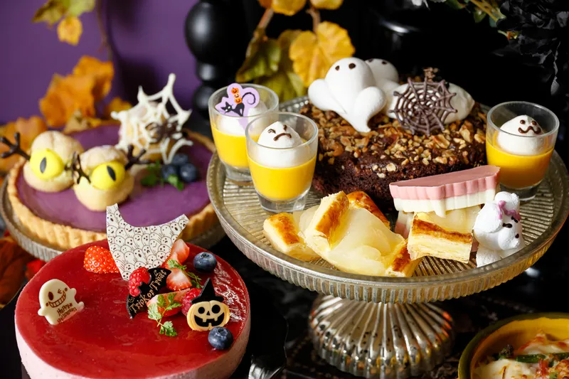 秋の味覚やハロウィーンをイメージしたスイーツもラインナップ