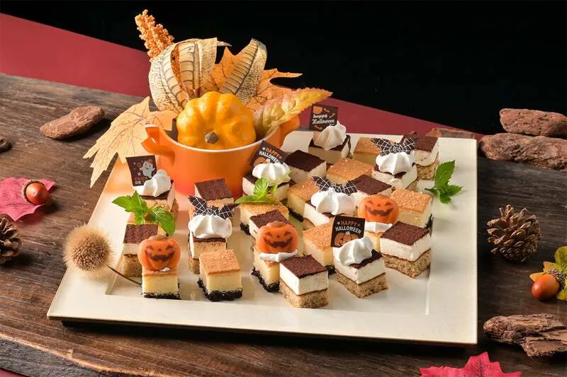 ハロウィンミニケーキの盛り合わせ