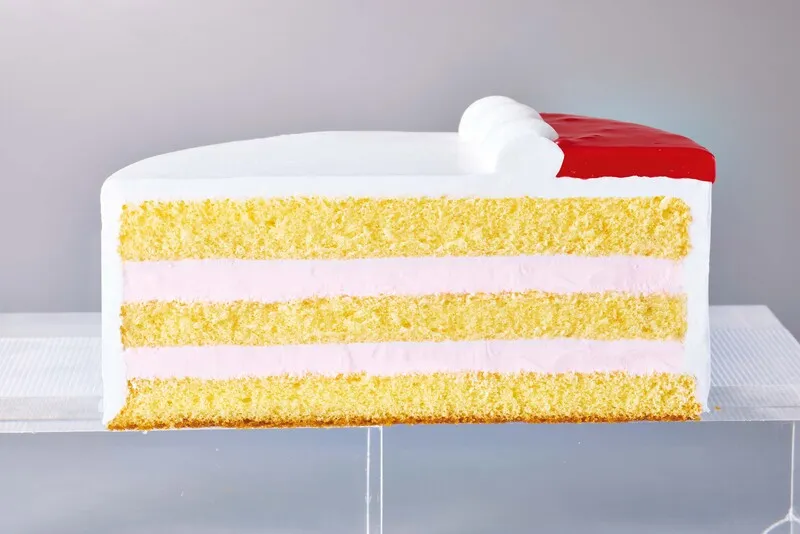 「シナモロール クリスマスケーキ 4号」の断面