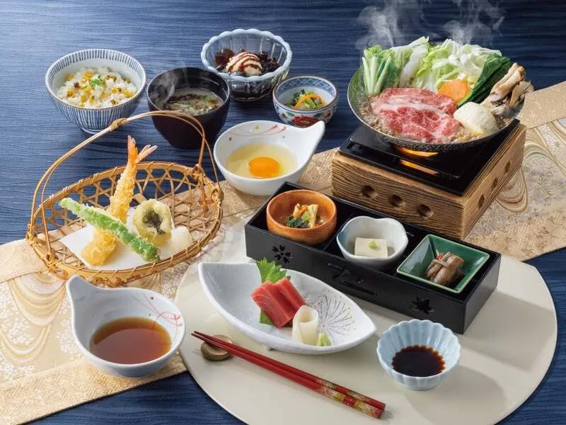 藍屋御膳 3,482円(税込3,830円)