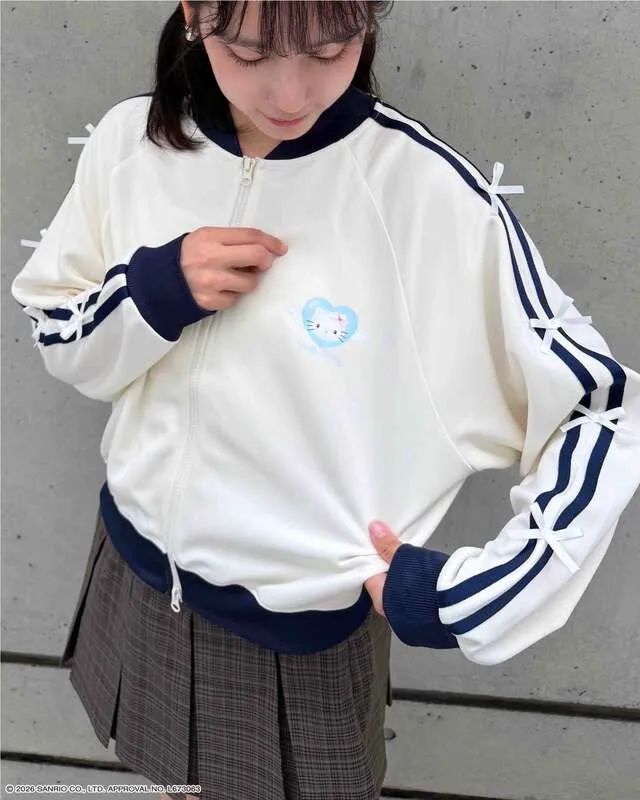 ハローキティのトラックジャケット