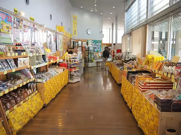 物産コーナーには、市原や千葉のお土産がいっぱい!