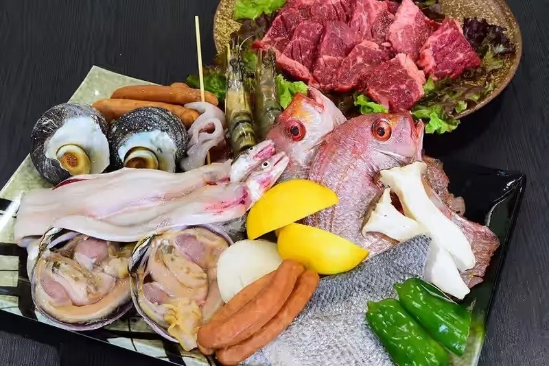 新鮮な海の幸を味わえるバーベキューは格別!