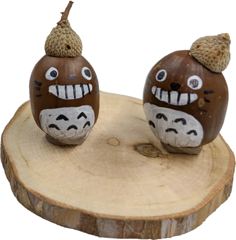 どんぐりでつくった作品