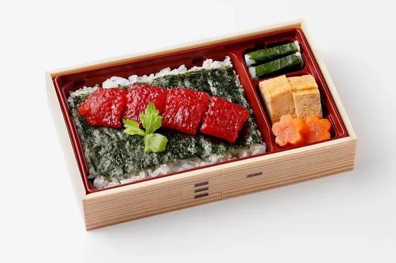 紅鮭塩すじこが主役の「青森すじこめし」